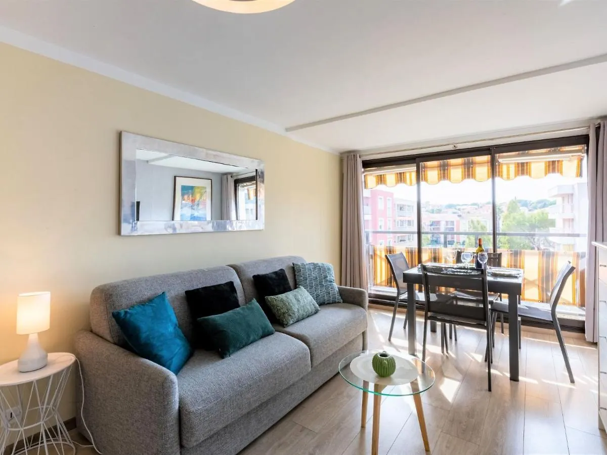 Apartment Les Coralines-5 By Interhome Sainte-Maxime